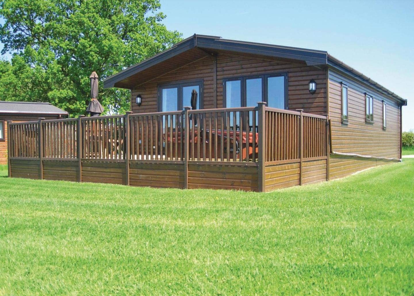 Wighill Manor Lodges แท็ดคาสเตอร์ ภายนอก รูปภาพ